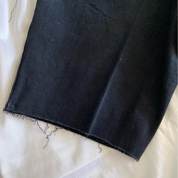 Isabel Maternity Crossover Panel Bermuda Shorts - Picture 9 of 12